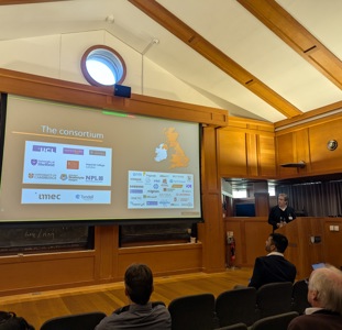 Pxl 20250925 085044332